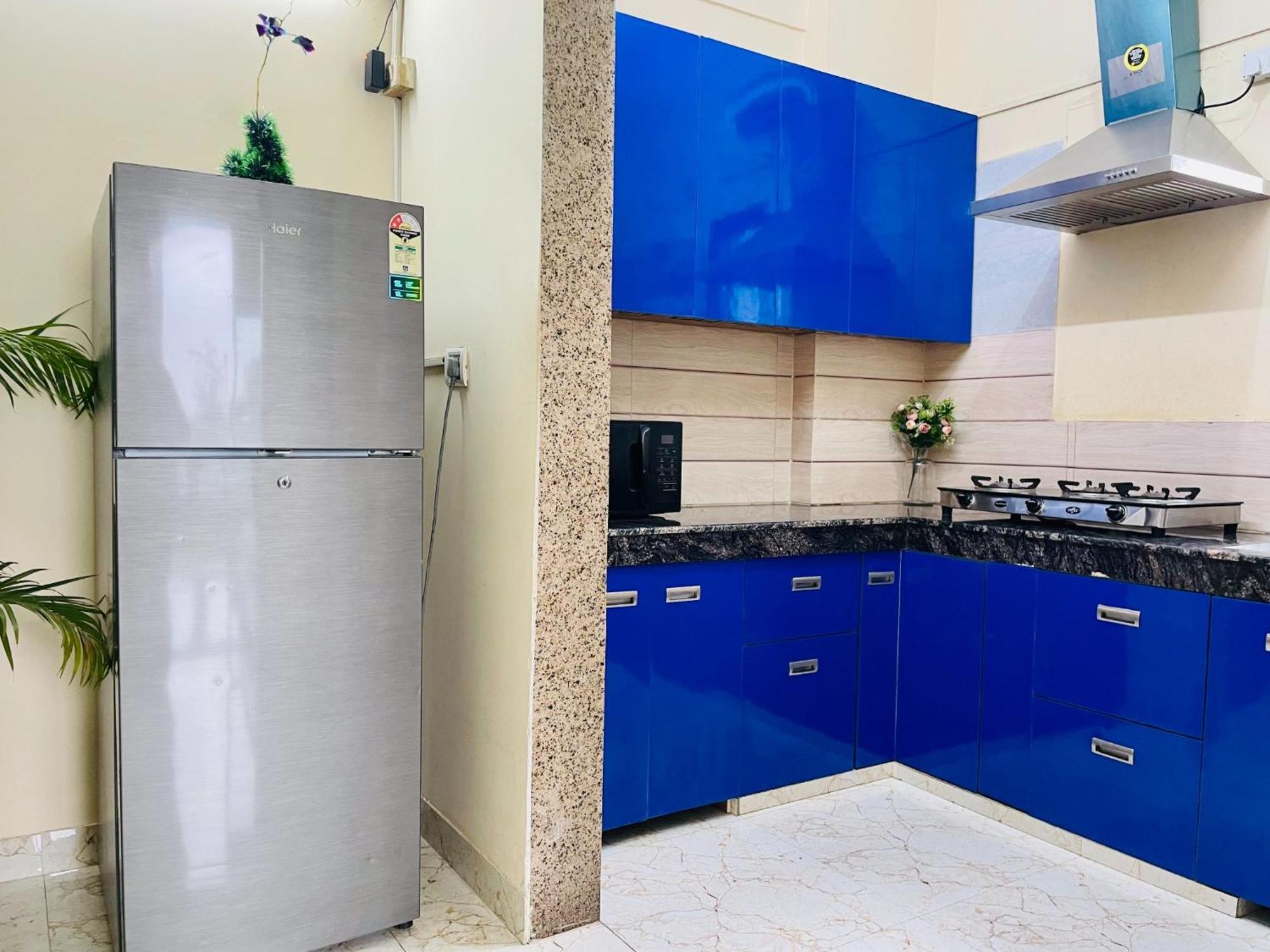 Olive Service Apartments - Golf Course Road Гургаон Екстериор снимка
