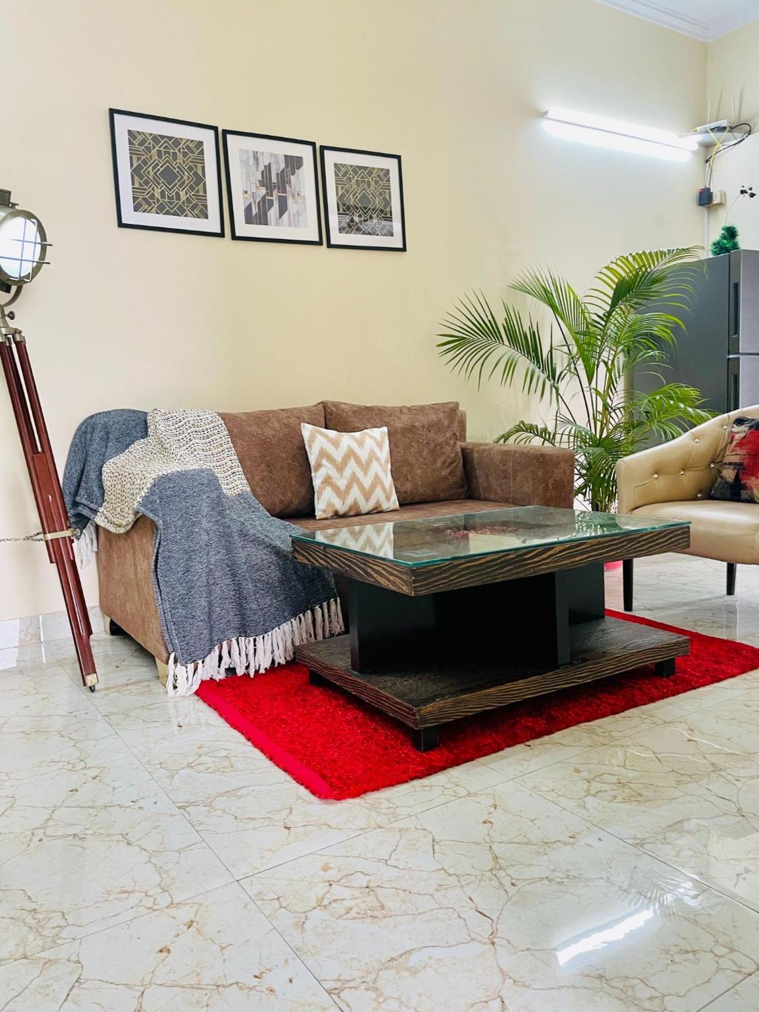 Olive Service Apartments - Golf Course Road Гургаон Екстериор снимка