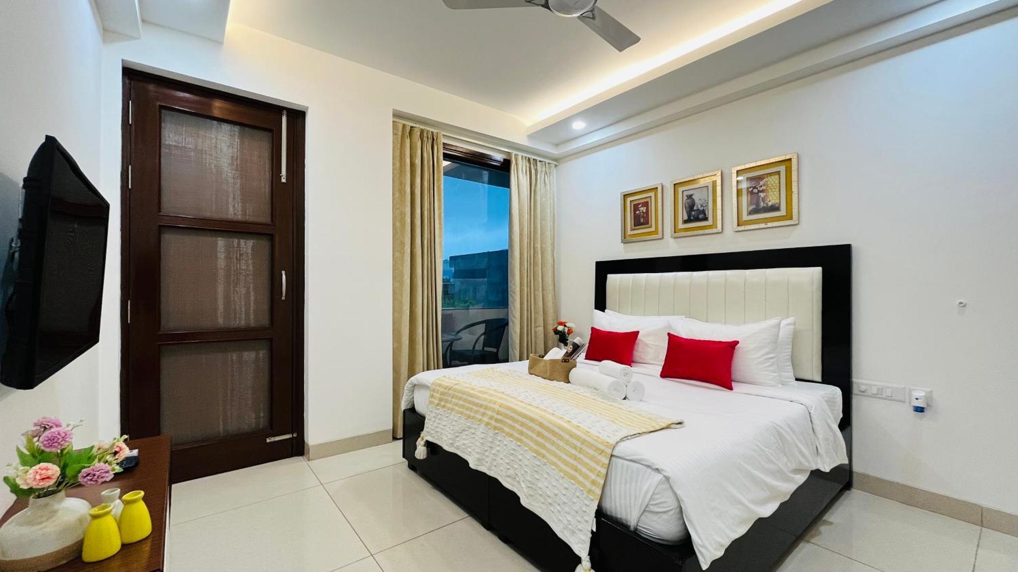 Olive Service Apartments - Golf Course Road Гургаон Екстериор снимка