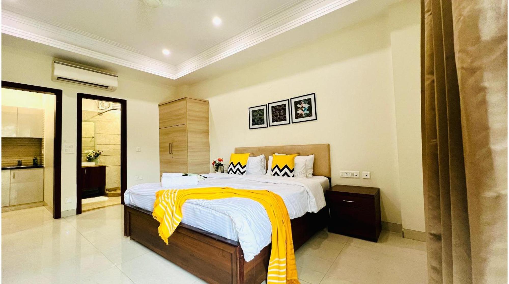 Olive Service Apartments - Golf Course Road Гургаон Екстериор снимка