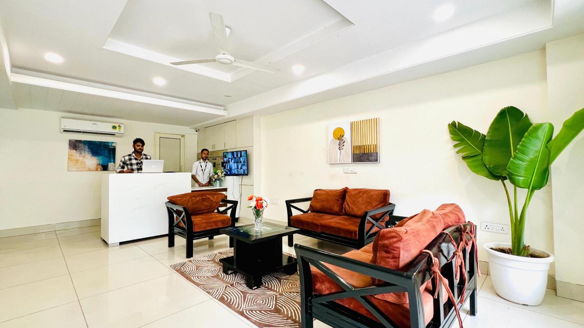Olive Service Apartments - Golf Course Road Гургаон Екстериор снимка
