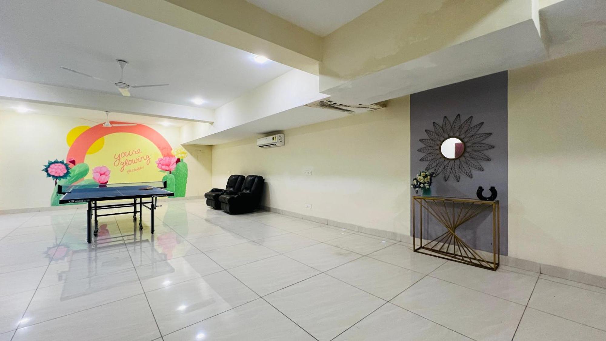 Olive Service Apartments - Golf Course Road Гургаон Екстериор снимка